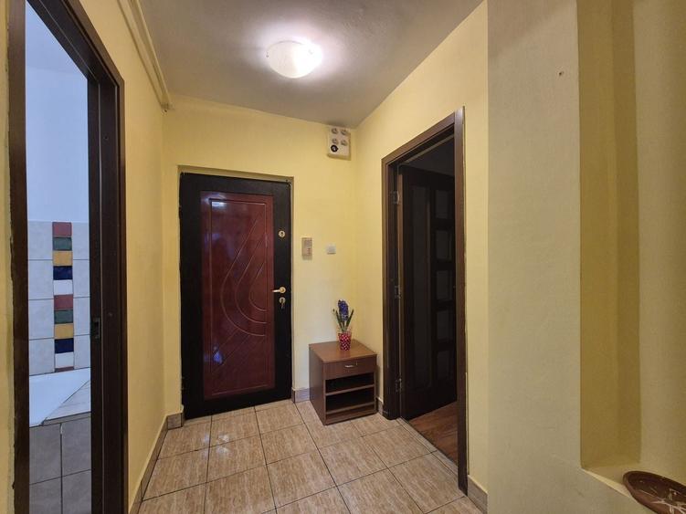 Vlahuta, garsoniera sectiune mare - 4