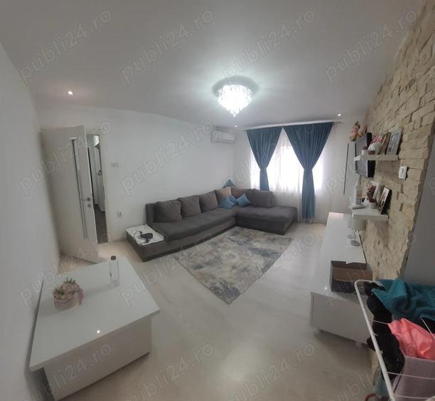 Apartament de vanzare - 2