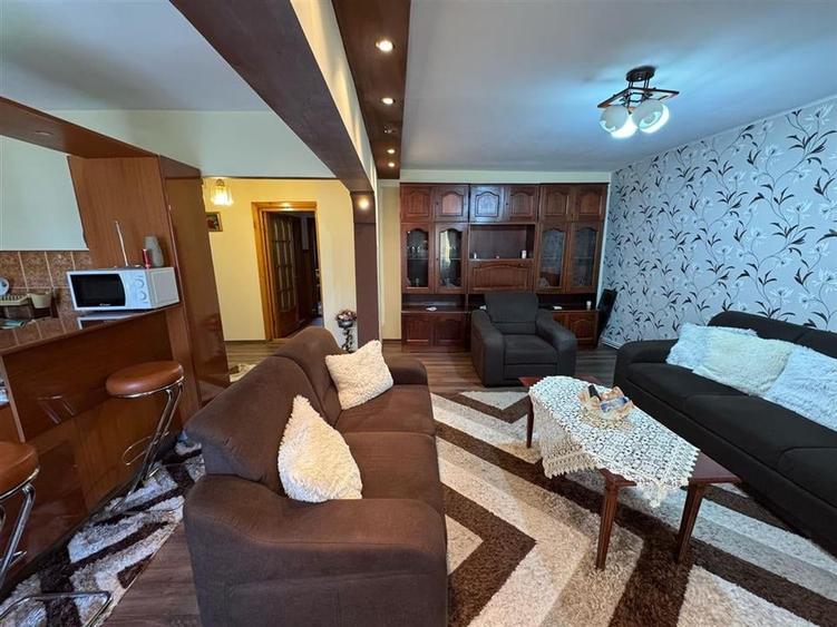 Apartament 3 camere, 92mp , etaj 4 cu acoperis, mobilat si utilat - 4