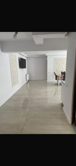 persoana fizica vand ap 3 camere 76 mp utili - 1