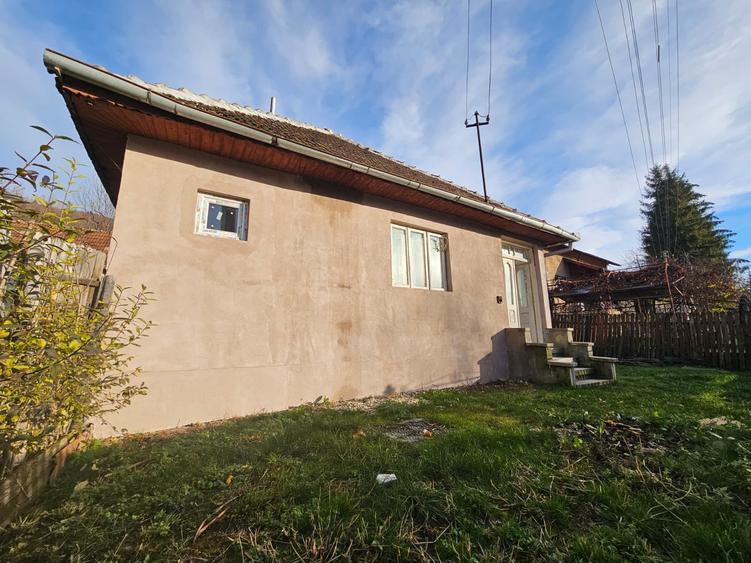 Casă individuală cu 4 camere cu Teren 1116 Mp în Valea Doftanei