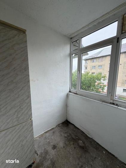 Garsoniera renovabila , etaj intermediar , Radauti - 2
