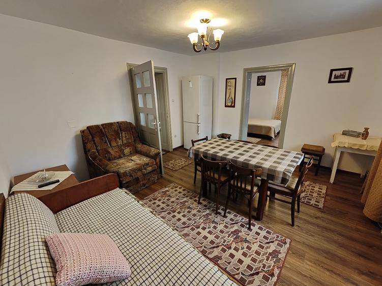 Casa renovata si utilata in Augustin, 1100mp teren, la 45km de Brasov - 6