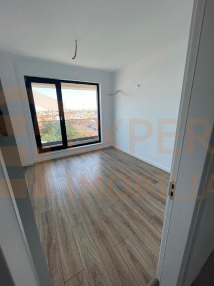 Un colt de liniste cu vedere la ritmul orasului – INEL II - 20