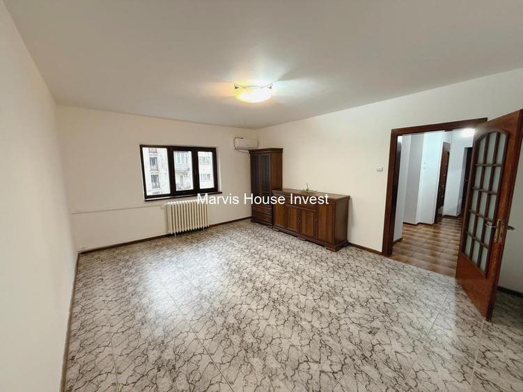 Unirii - Nerva Traian - Octavian Goga - 9