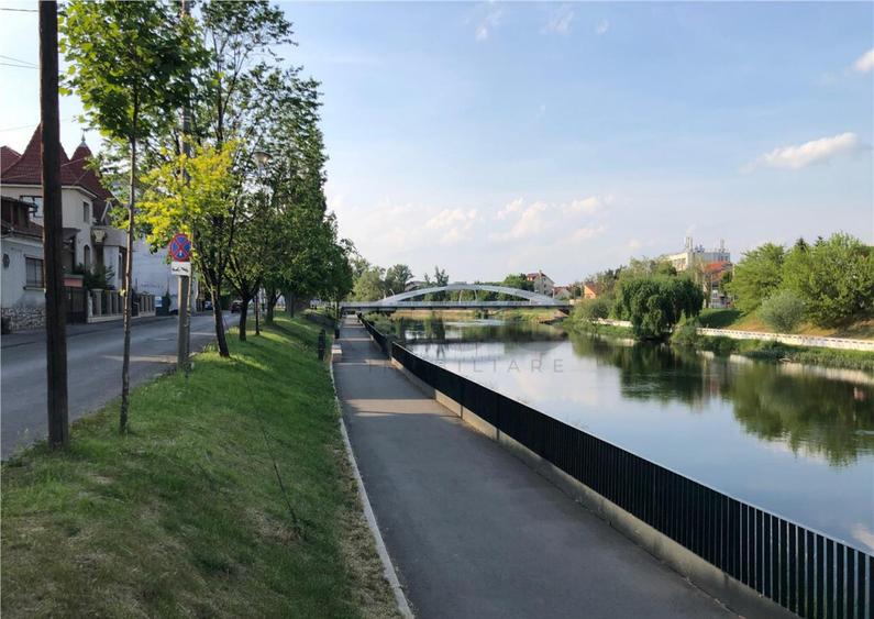 RECO . Studio ultracentral de inchiriat - 4