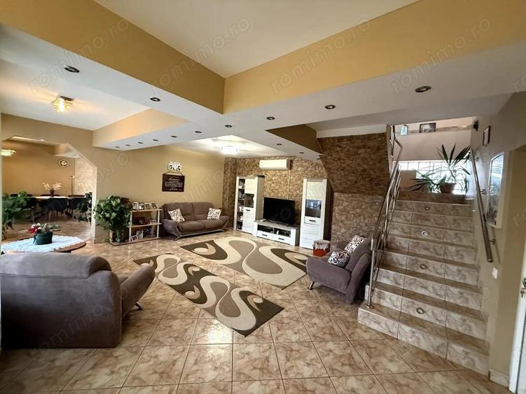 Casa 330 mp cu teren 2300 mp in Santandrei, langa Oradea - 12