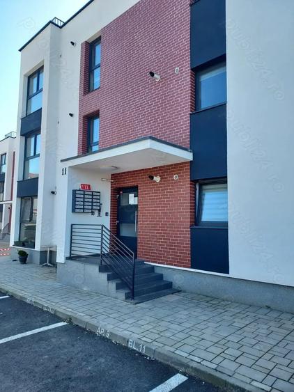 Inchiriez apartament cu 2 camere - 2