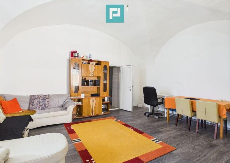 Casa cu 6 camere in zona Central - 8