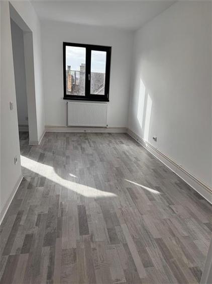 Bocsa Romana, Proiect NOU, 28 de Apartamente  cu 2 si 3 Cam.,Modernizat total Pr - 16
