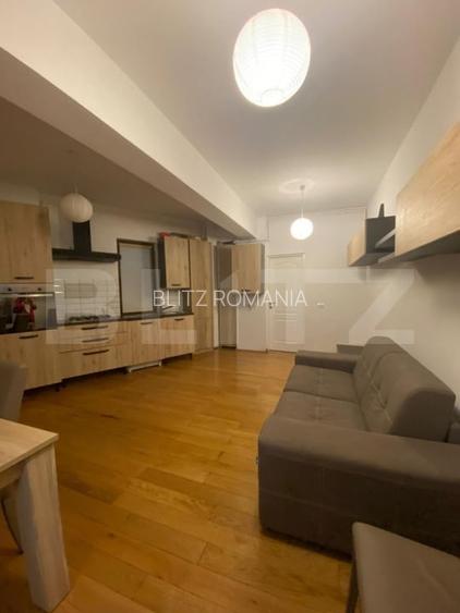 Apartament 3 camere, 64 mp, zona Tudor