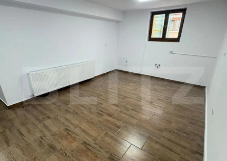 Spatiu de birouri, zona centrala - 5