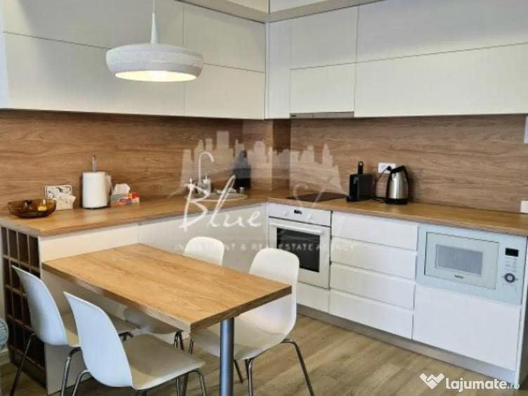 Priveli?te spre mare, confort desavar?it apartament - 10