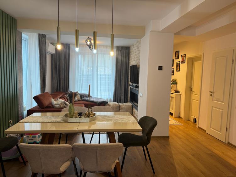 Casa parter +etaj gradina si terasa superba - 3