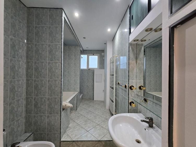 Vanzare duplex, Intrarea Episcopul Radu Nr 9 - 24