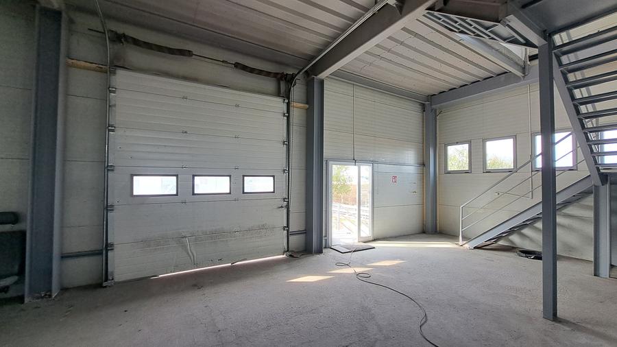 HALA DEPOZITARE CU ETAJ PARTIAL PENTRU BIROURI AMPLASAMENT: OTOPENI - 33