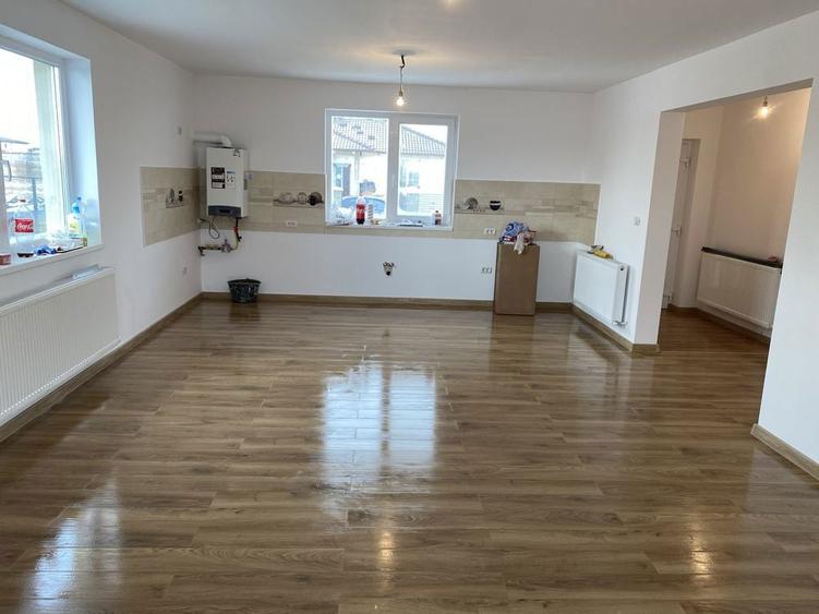 !!Casa de Vanzare!! - 4