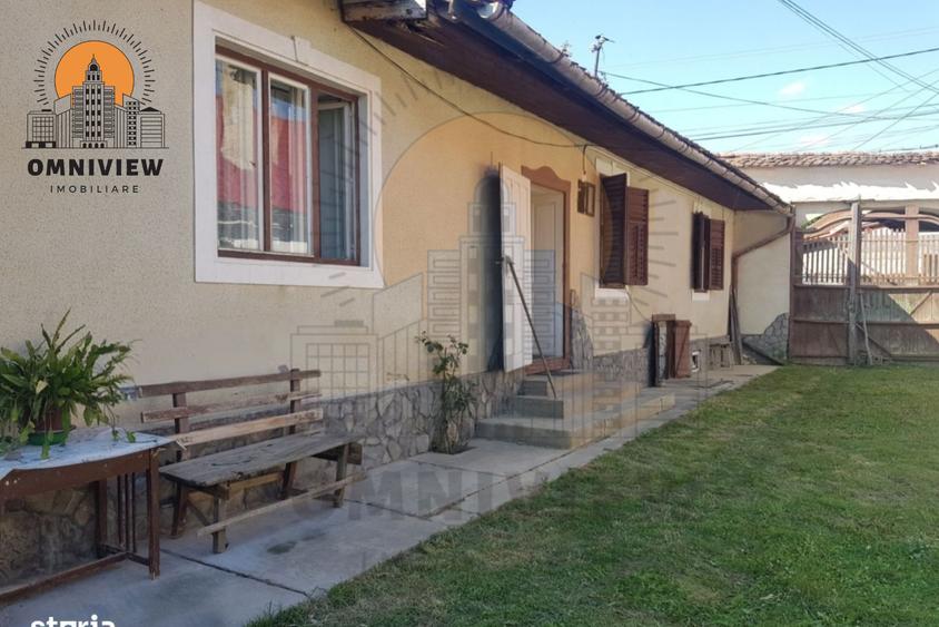 Casă de vânzare în Crizbav – 800 mp teren, 4 camere, anexe - 1