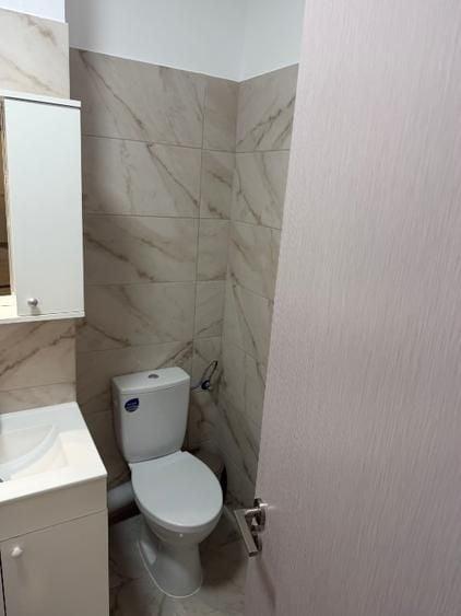 Garsoniera decomandata, centrala proprie, parcare inclusa, etaj 1 - 6