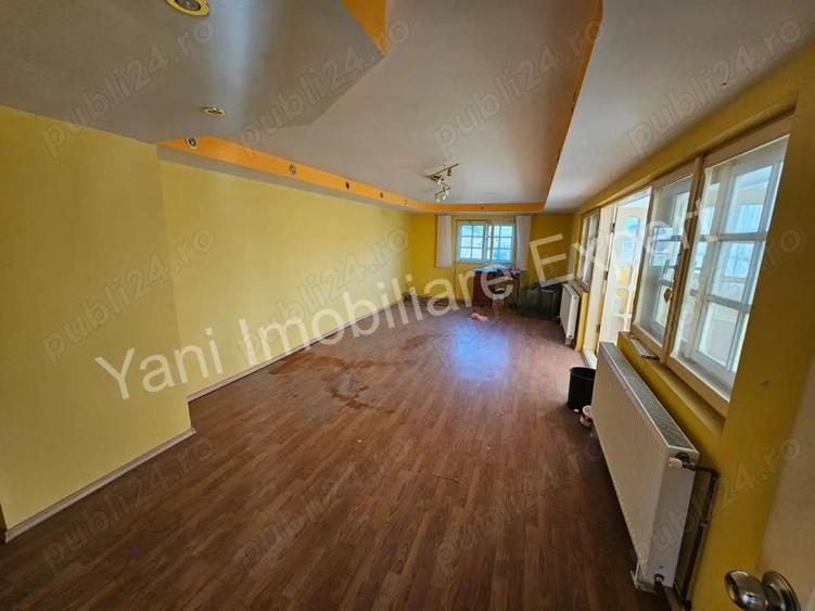 Casa + spa?iu comercial de vanzare in comuna Baicule?ti, sat Tutana, jude? Arge?. - 10