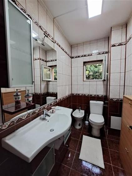 Apartament cu 3 camere, 90 mp utili, situat in cartierul Andrei Muresanu! - 12