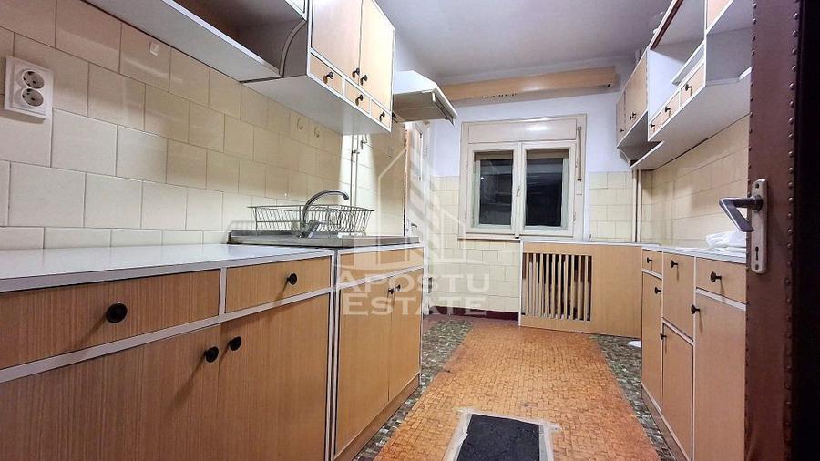 Apartament spatios, cu 2 camere decomandat - 4