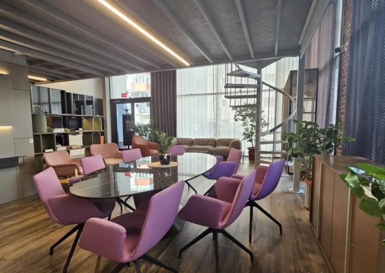 Spatiu Comercial -Piata 1 Mai - 15