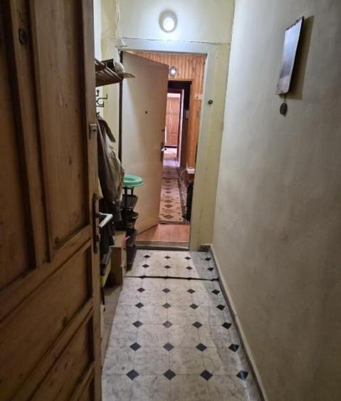 3 camere decomandat 66 mp + 2 balcoane, etaj 6/10, Parang 17, mobilat clasic - 8