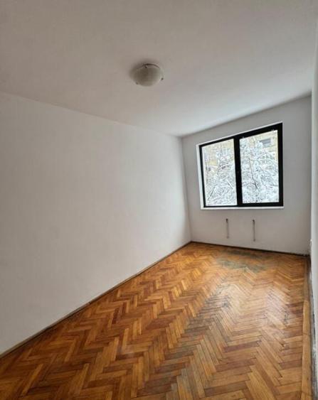 Apartament 2 camere, 55 mp , zona centrala etaj 2 - 11