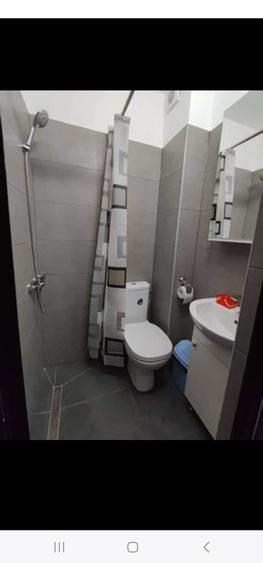 Inchiriez garsoniera V. Aaron - 1