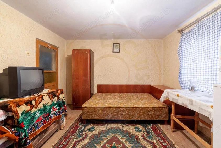 Casa traditionala la tara in Gliganu de Jos Com. Rociu-Arges la 30 km de Pitesti - 7