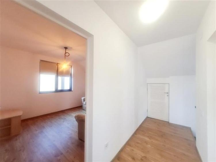 Prima inchiriere! Rezidenta cocheta, cu gradina, curte, garaj, Sanpetru - 18