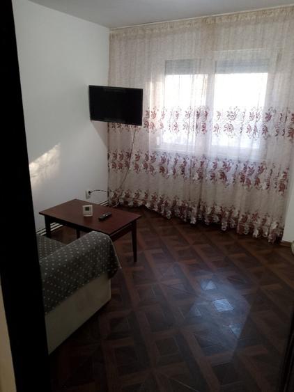 Apartament 3 camere – Micro 40, Galați | Parter | Centrală nouă | Izolat exterio - 5