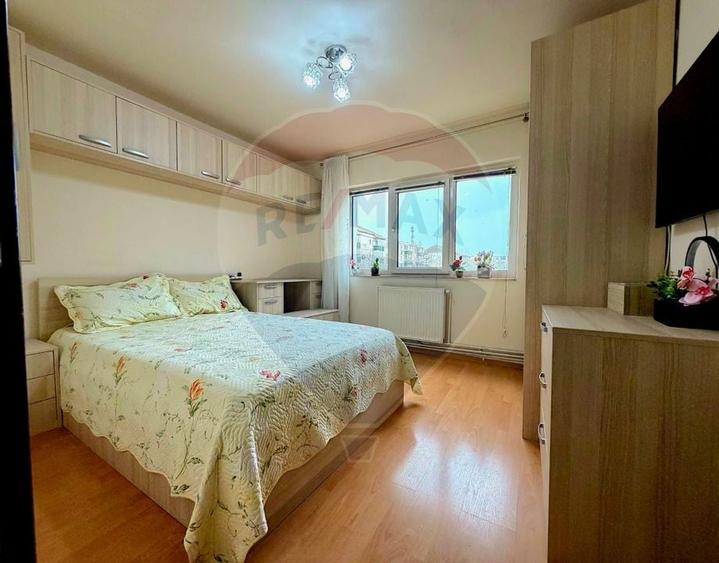 Apartament cu 2 camere de vânzare în zona Lipovei - 3