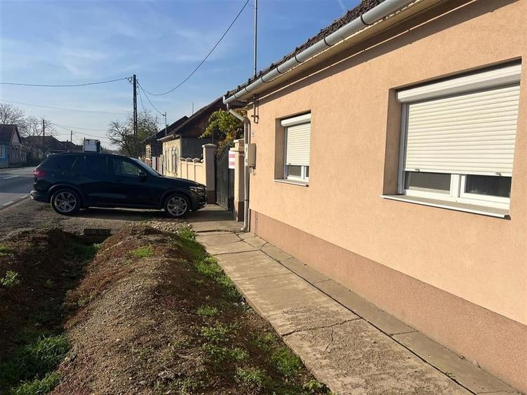 RECO Casa frumoasa la sosea SALARD - 16