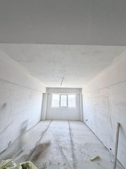 APARTAMENT SPATIOS CU VEDERE PE 2 PARTI - 3