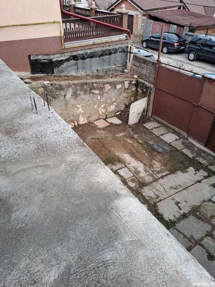 Casa la rosu de vanzare in Codlea - 2