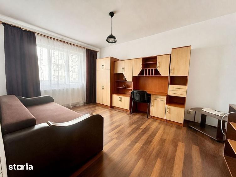 De vanzare apartament 2 camere decomandat Mana?tur - 6