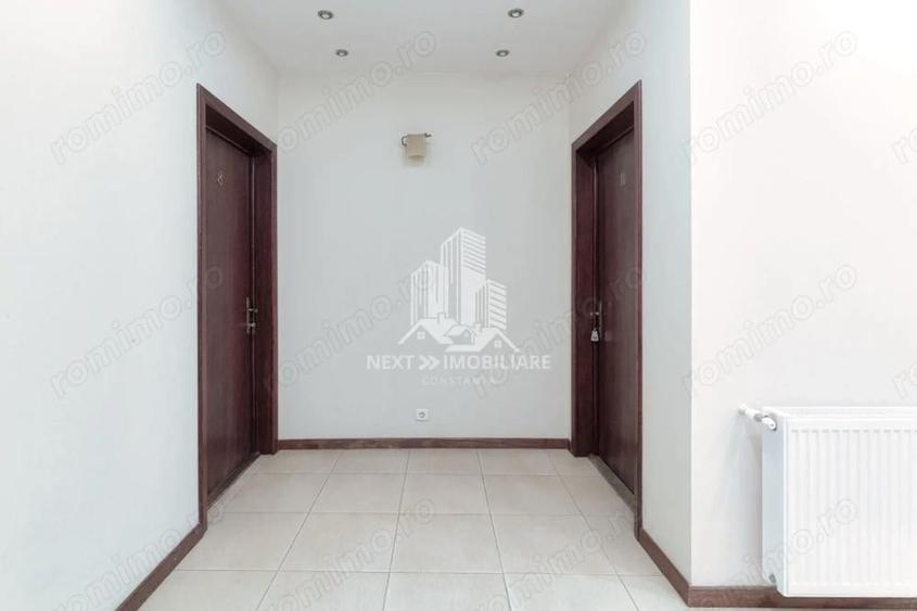 Pensiune Eforie Nord 17 camere plus spatiu comercial - 2