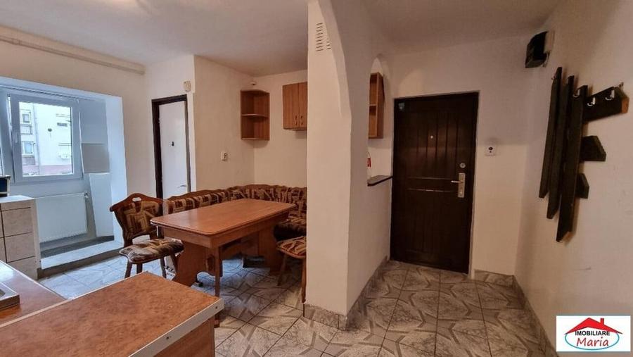Apartament cu 2 camere decomandat în Carpați 2