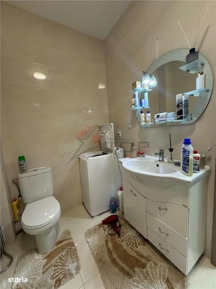 Apartament cu 3 camere decomandat în Valea Lupului