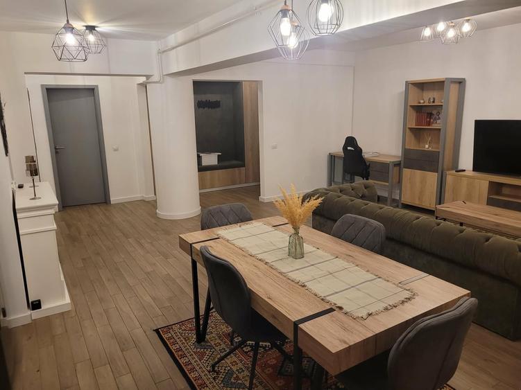 Apartament cu 2 camere decomandat în Bariera Vâlcii