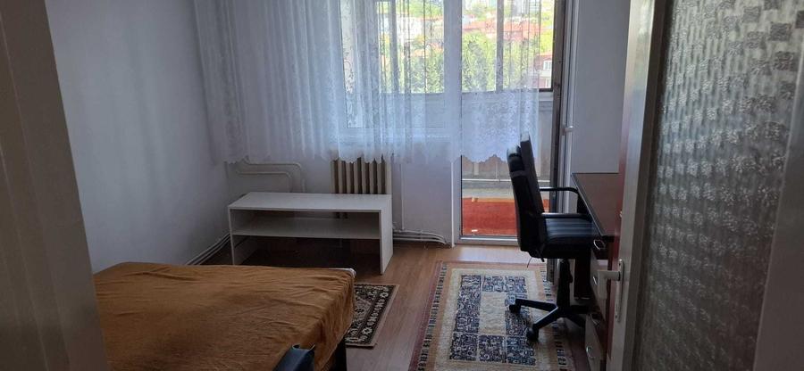 Apartament cu 2 camere decomandat în Dosu Bricii