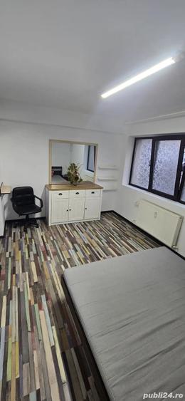 Apartament cu 2 camere semidecomandat în Republicii