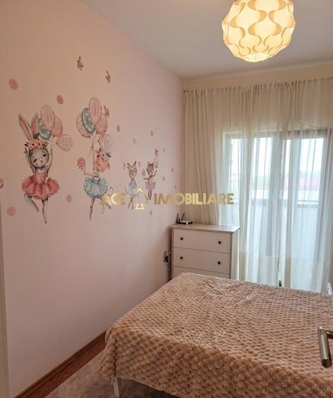 Apartament cu 3 camere semidecomandat, mobilat în Bucureștii Noi