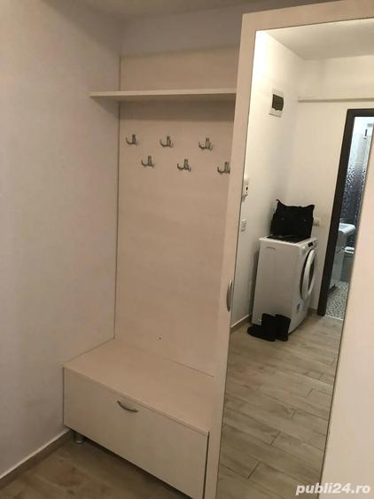 Garsonieră decomandată în Valea Adâncă
