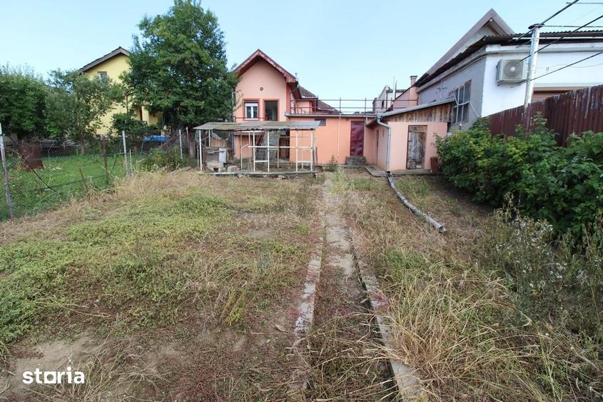 Casă cu 5 camere cu Teren 541 Mp în Hunedoara