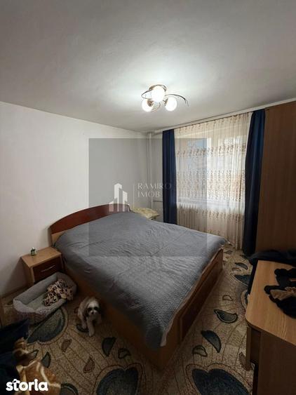 Apartament cu 4 camere în Rahova