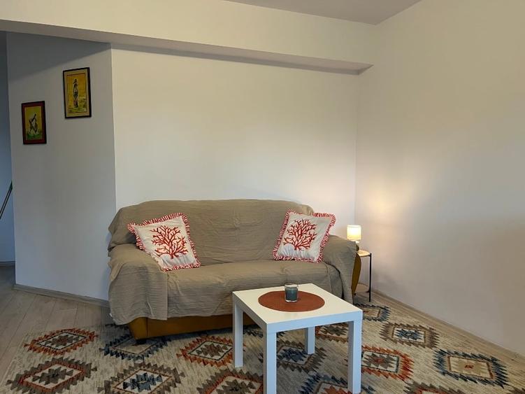 Apartament cu 2 camere decomandat, mobilat în Drumul Taberei