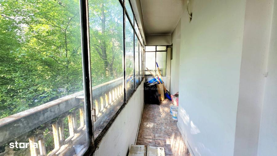 Garsonieră decomandată, mobilată în Nerva Traian